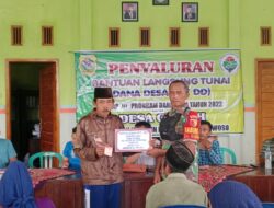 Babinsa Koramil 0822/05 Lakukan Pendampingan Penyaluran BLT-DD 2022