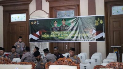 Maulid Nabi di Polres Bondowoso, Kapolres Bersama Stakeholder Dengarkan Ceramah Gus Muwaffiq