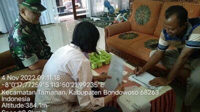 Babinsa Koramil/06 Tamanan Dampingi Pengecekan dan Pendataan Pupuk Bersubsidi Dikios-kios