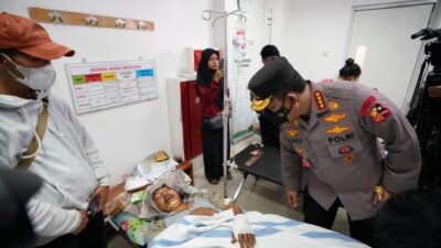 Kapolri Tinjau Lokasi Gempa Bumi Cianjur, Pastikan Warga Dapat Bantuan Maksimal