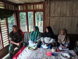Babinsa Koramil 0822/13 Tlogosari Melaksanakan Kegiatan Komunikasi Sosial dengan Warga Binaanya