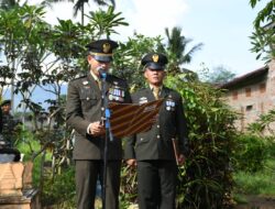 Tembakan Salvo Anggota Kodim 0822 Bondowoso Iringi Pemakaman Almarhum Sertu Dowi Babinsa Kodim 0602/Serang
