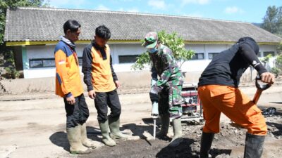 Dandim 0822 Bondowoso Tinjau Pembongkaran Jembatan Akses Rumah Warga