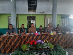 Danposramil Sumberwringin Bondowoso Hadiri Rapat Perencanaan Pelebaran Jalan