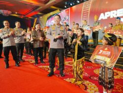 Polisi Jadi Pahlawan di Dongeng Buatan Anak, Kapolri: Tanamkan dan Jadikan Semangat Jadi Lebih Baik