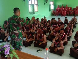 Babinsa Sukodadi Bekali Pelatihan Dasar Kepemimpinan Siswa