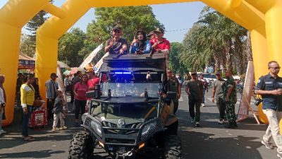Semarakkan HUT ke 78 TNI, Kodim 0822 Bondowoso Gelar Jalan Sehat Dengan Doorprize Sepeda Motor