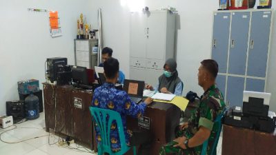 Bentuk Kemanunggalan TNI dan Rakyat, Serda Dharma Antoni Rutin Pantau Wilayah Binaan