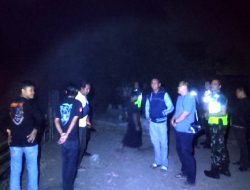 Si Jago Merah Beraksi, Sertu Fendi Haryanto Sigap Bantu Warga Padamkan Api di Wilayah Binaan