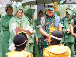 Pangdivif 2 Kostrad Dampingi KASAD Kunjungan Kerja di Bumi Trisula