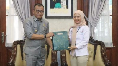 Penandatangan MoW Pemkab Bondowoso dan PT. Pos Indonesia Tentang BLT