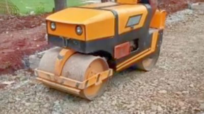 Satu Unit Baby Roller Dibeli Dinas PUPR Situbondo dari Anggaran DBHCHT Tahun 2023