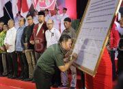 Mayjen TNI Rafael Granada Baay Hadiri Deklarasi Pemilu Damai