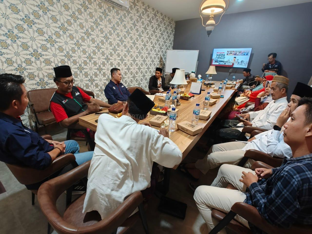 Komunitas Sego Anget
