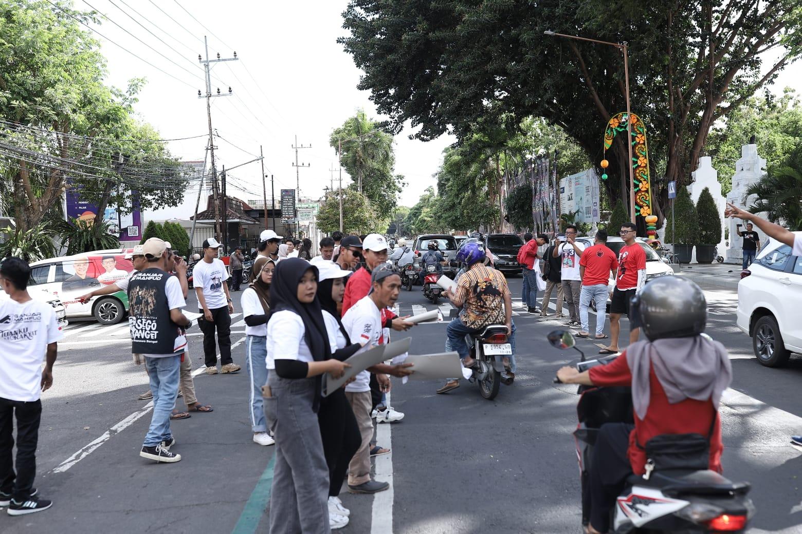 Komunitas Sego Anget