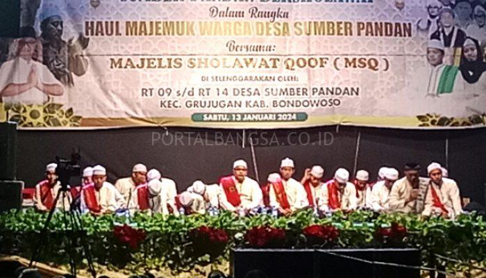 Sumber Pandan Grujugan Bersholawat bersama Majelis Sholawat Qoof dan Ribuan Masyarakat Bondowoso