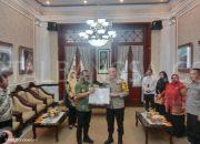 Penandatanganan NPHD oleh Pj Bupati dan Kapolres Bondowoso untuk Kelancaran Pemilu 2024