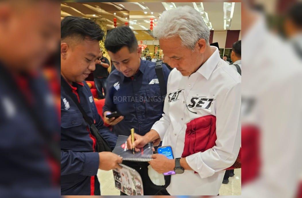 Komunitas Sego Anget