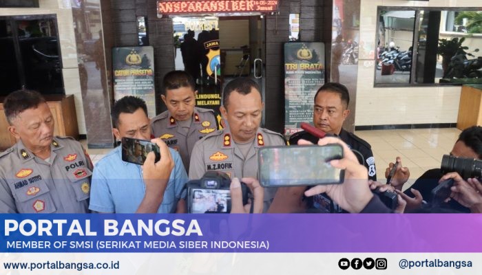 Cari Korban Longsor, Polisi Bersama Relawan Temukan 3 Tanaman Ganja