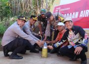 Polres Lumajang Distribusikan Air Bersih dan Sembako Peringati Hari Bhayangkara ke-78