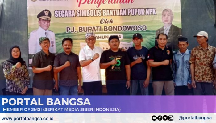 Pj Bupati Bondowoso Serahkan Bantuan Pupuk NPK, Begini Tanggapan Masyarakat