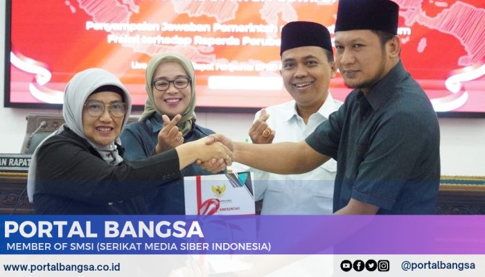 Paripurna DPRD Lumajang Bahas Tanggapan Pj. Bupati Soal Hibah Honor Guru Non NIP