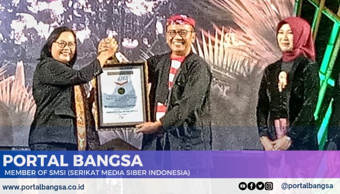 Libatkan Ribuan Pelajar, Bondowoso Pecahkan Rekor Muri ” Tari Ojung “