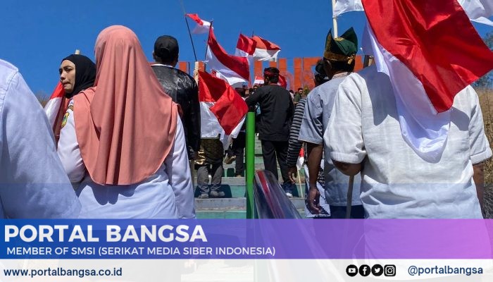 Bendera Merah Putih Menyelimuti Kawah Wurung, Ada Apakah!
