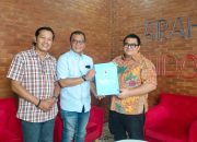 Susul Demokrat dan PKS, Kini Partai Gelora Berikan Rekomendasi B1-KWK Untuk Paslon Bagus