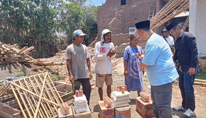 Sat Set, Paslon Bagus dan BHS Turun Langsung Lokasi Bencana