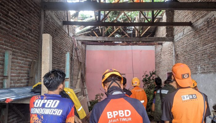 49 Rumah Rusak Akibat Hujan Deras dan Angin kencang