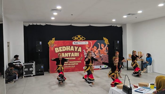 Ekspresikan Budaya, Mahasiswa Unmu Jember Gelar Lomba Tari