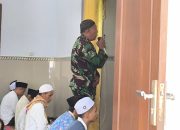 Padat Giat TMMD, Anggota Satgas Tetap Jalankan Ibadah Wajib