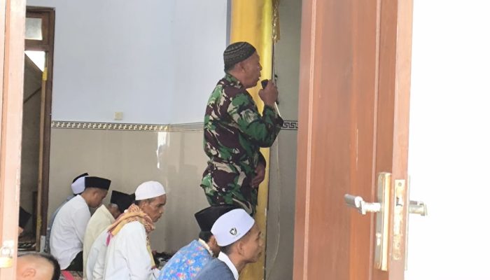 Padat Giat TMMD, Anggota Satgas Tetap Jalankan Ibadah Wajib