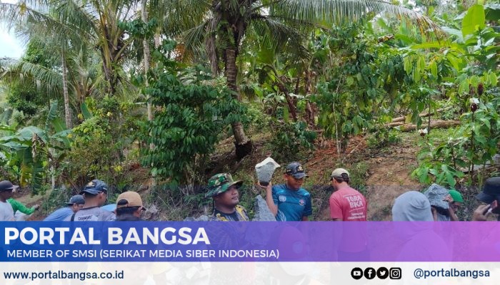 Wujud Nyata TNI untuk Rakyat, Kodim 0422/LB Bangun Jalan  di Pekon