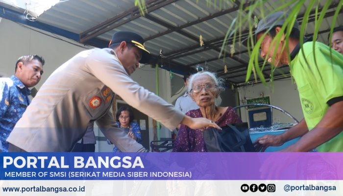 Bakti Sosial Cara Polres Probolinggo Kota Sambut Hari Bhayangkara Ke-79.