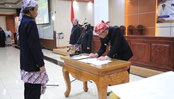 Wali Kota Probolinggo Lantik 272 ASN dalam Jabatan Manajerial dan Non-Manajerial.