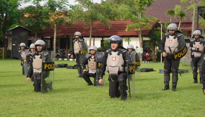 Antisipasi Dinamika Massa, Polres Jombang Gelar Latihan Dalmas
