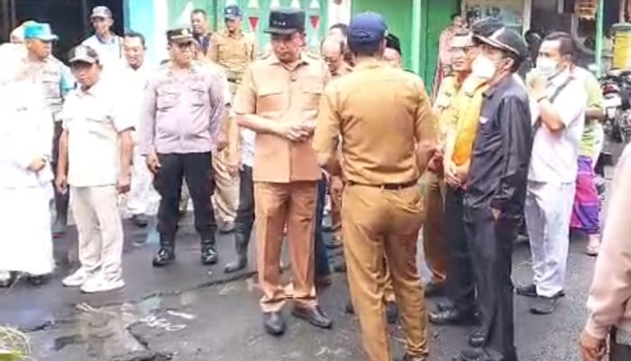 Dinas BSBK Bondowoso Pastikan Kerusakan Jalan Cerme Dampak Banjir