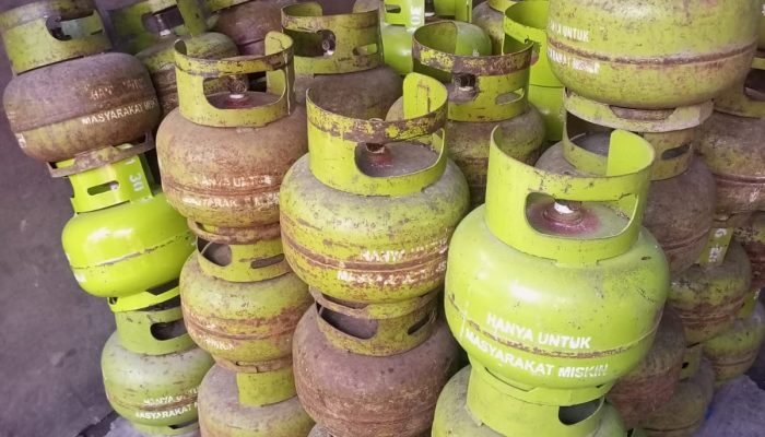 *Gas melon 3kg di pangkalan Elpiji di sekitar Jombang banyak yg kosong