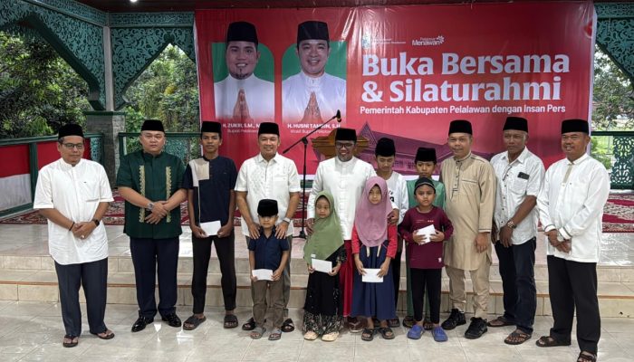Bupati Zukri Buka Puasa Bersama Wartawan, Ajak Pers Bersinergi Bangun Pelalawan