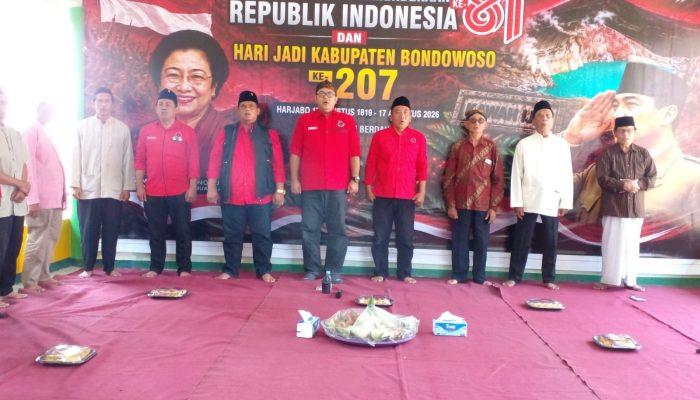 PDI Perjuangan Bondowoso Ziarah dan Tabur Bunga di Makam Ki Ronggo, Refleksikan Semangat HUT RI ke-81 dan Harjabo ke-207