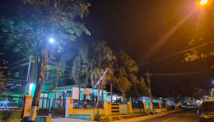 PJU di Sekitar Puskesmas Sukosari Dikeluhkan, Warga Apresiasi Respons Cepat Dishub Bondowoso