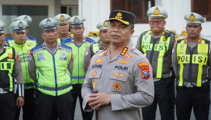 TAK ADA AMPUN! Tilang Manual Kembali di Surabaya, Polisi Tegaskan Nol Toleransi