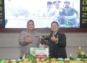 HUT TNI ke-81, Kapolres Bondowoso Sambangi 4 Markas Bawa Tumpeng dan Kue Tart