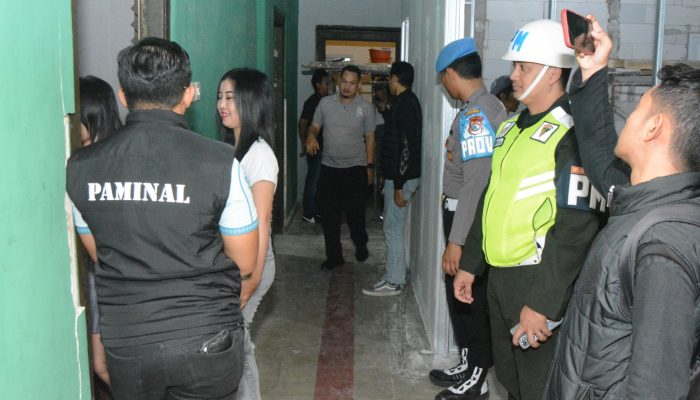Cegah Narkoba di Tempat Hiburan Malam, Kapolres Bondowoso Turun Langsung Pimpin Operasi Gabungan